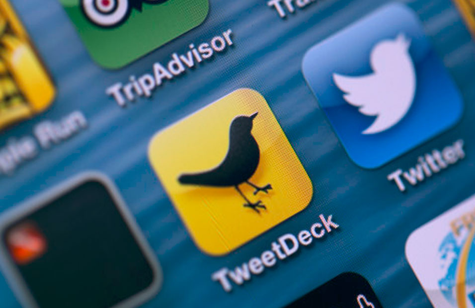 Top-30-Small-Business-Champions-to-Follow-on-Twitter